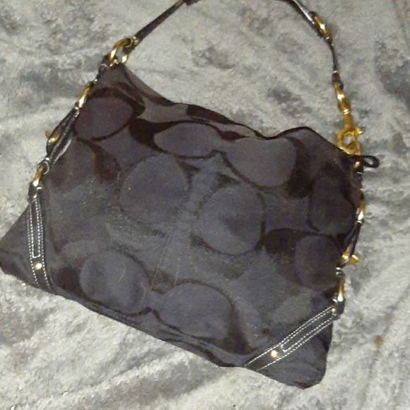 Coach Handbags - Coach shoulder bag